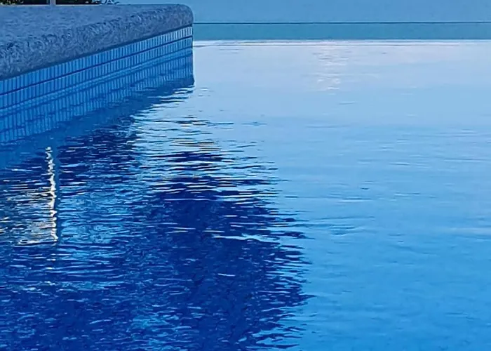 I Carcioni Infinity Pool
